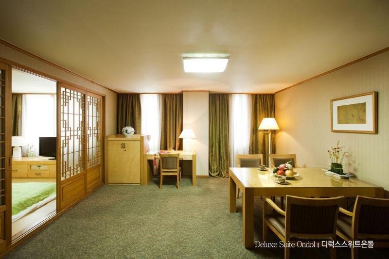 Yousung Hotel Tedzson Kültér fotó